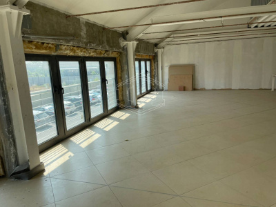 Ufficio in Corte Sanac - Porta a Mare (PI)