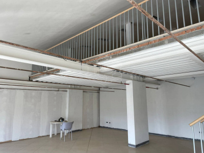 Ufficio in Corte Sanac - Porta a Mare (PI)