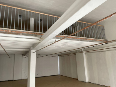 Ufficio in Corte Sanac - Porta a Mare (PI)