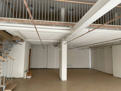 Ufficio in Corte Sanac - Porta a Mare (PI)