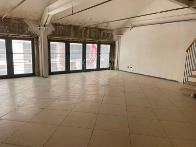 Ufficio in Corte Sanac - Porta a Mare (PI)