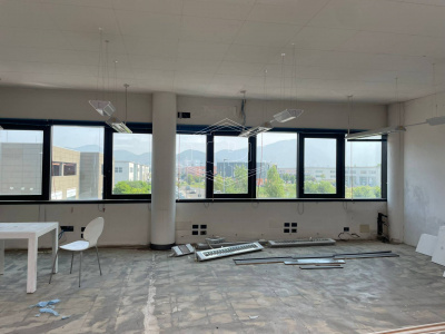 Ufficio in Via Giosuè Carducci - San Giuliano Terme (PI)