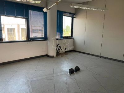 Ufficio in Via Giosuè Carducci - San Giuliano Terme (PI)