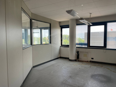 Ufficio in Via Giosuè Carducci - San Giuliano Terme (PI)