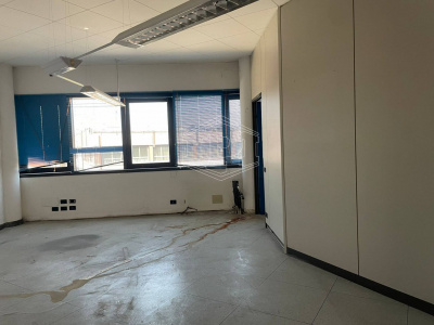 Ufficio in Via Giosuè Carducci - San Giuliano Terme (PI)
