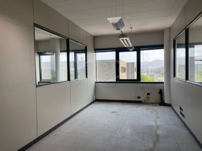 Ufficio in Via Giosuè Carducci - San Giuliano Terme (PI)