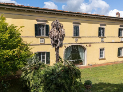 Villa di prestigio con scuderie in zona Barbaricina - Pisa (PI)