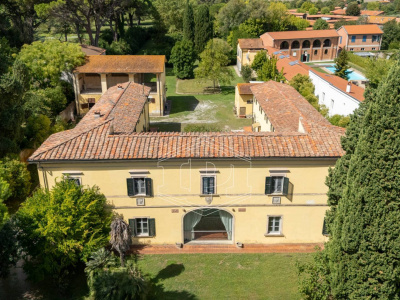 Villa di prestigio con scuderie in zona Barbaricina - Pisa (PI)