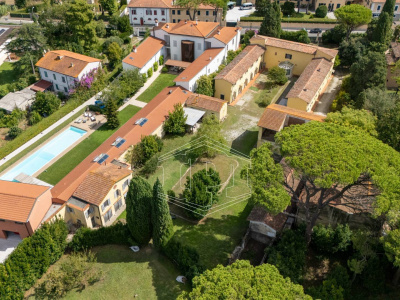 Villa di prestigio con scuderie in zona Barbaricina - Pisa (PI)