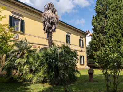 Villa di prestigio con scuderie in zona Barbaricina - Pisa (PI)