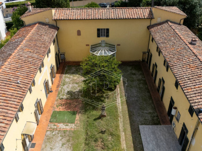 Villa di prestigio con scuderie in zona Barbaricina - Pisa (PI)