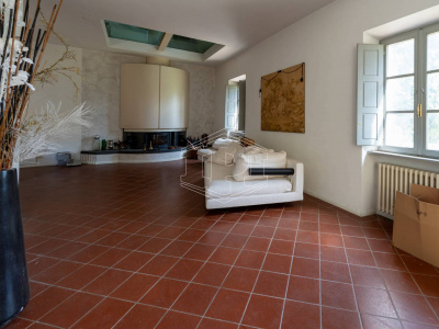 Villa di prestigio con scuderie in zona Barbaricina - Pisa (PI)