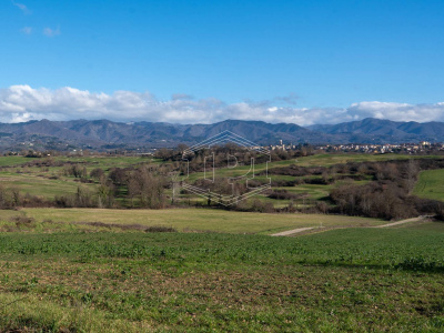 Complesso colonico da ristrutturare - Scarperia e San Piero (FI)