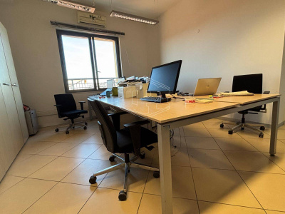 Ufficio in Corte Sanac - Porta a Mare (PI)