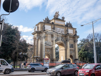 Locale Commerciale in Piazza della Libertà - Firenze (FI)