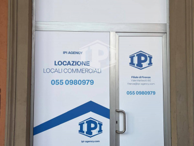Locale Commerciale in Piazza della Libertà - Firenze (FI)