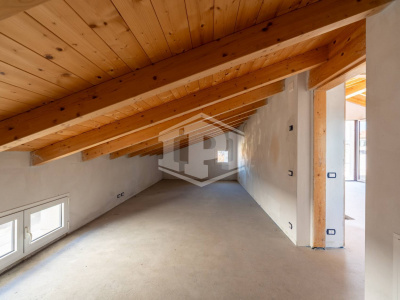 Attico di Lusso con Terrazza Panoramica - Empoli (Fi)