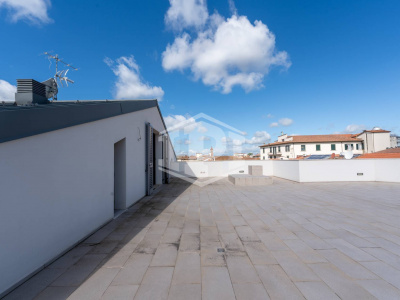 Attico di Lusso con Terrazza Panoramica - Empoli (Fi)