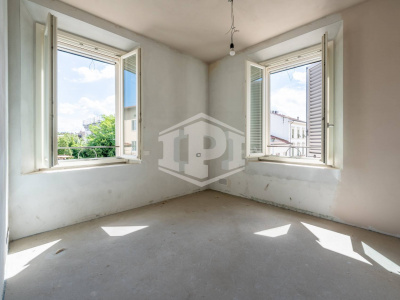 Palazzina Indipendente con torretta  - Empoli (FI)