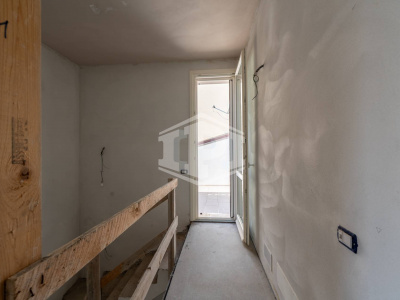 Palazzina Indipendente con torretta  - Empoli (FI)