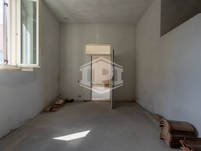 Palazzina Indipendente con torretta  - Empoli (FI)