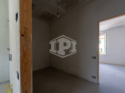 Palazzina Indipendente con torretta  - Empoli (FI)