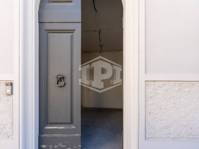 Palazzina Indipendente con torretta  - Empoli (FI)