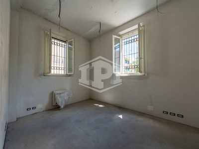 Palazzina Indipendente con torretta  - Empoli (FI)