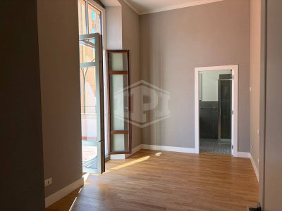 Appartamento in Palazzo Signorile - Piazza della Libertà (FI)