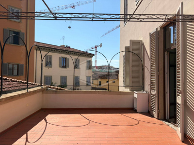 Appartamento in Palazzo Signorile - Piazza della Libertà (FI)