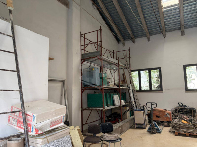 Locale Deposito in Corte Sanac - Porta a Mare (PI)