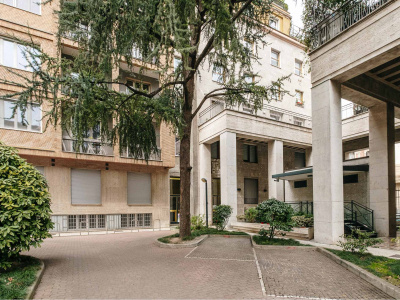 Corso Magenta esterni