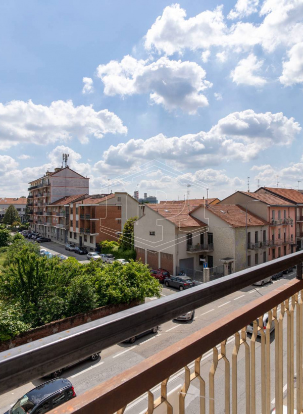 Trilocale in Via Cavour, Moncalieri (TO)
