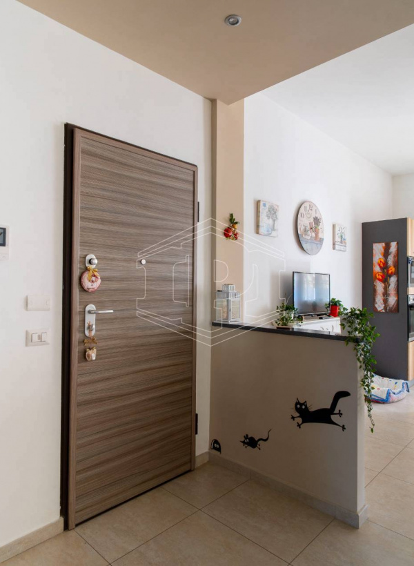 Trilocale in Via Cesare Battisti, Alpignano (TO)