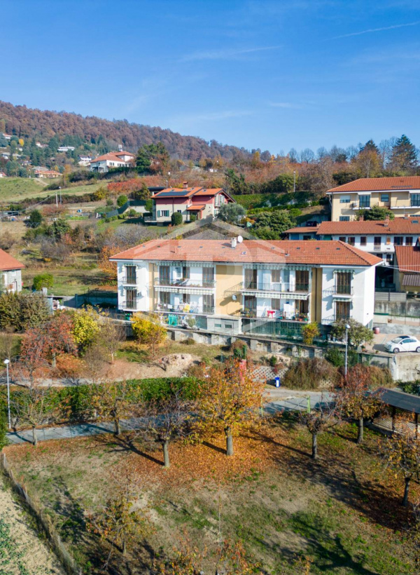 Trilocale in Strada Antegnasco, Pecetto Torinese (TO)