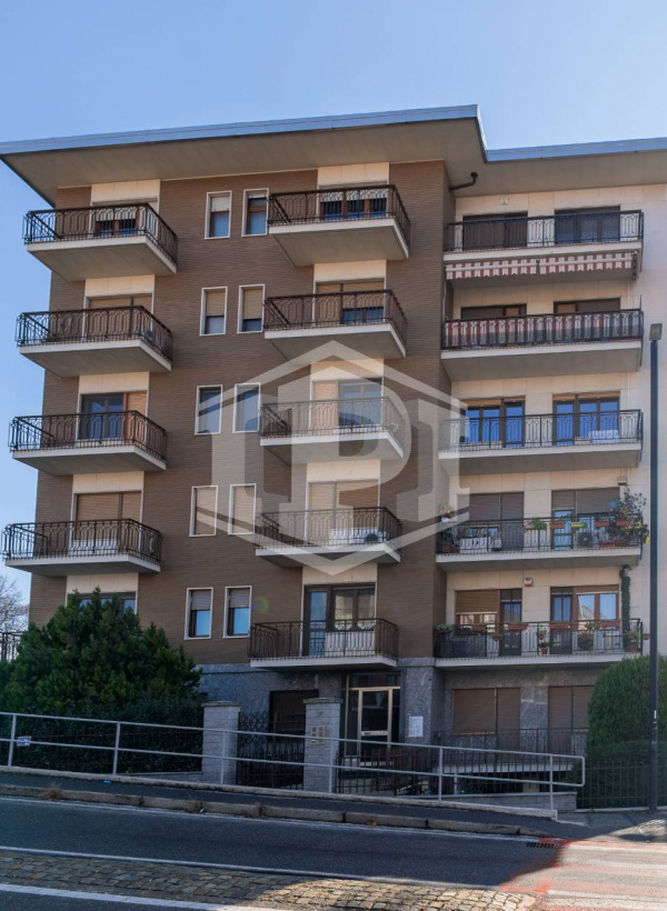 Multilocale in Via Tripoli, Venaria Reale (TO)