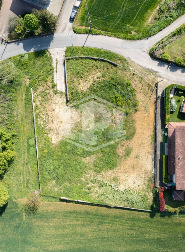 Terreno edificabile in Strada Traniera, Costigliole d'Asti (AT)