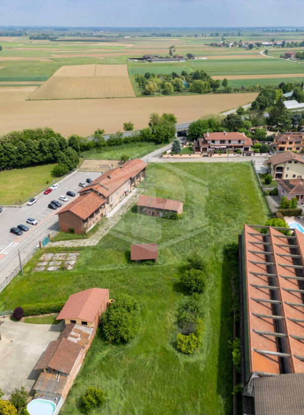 Area edificabile in Via Circonvallazione, Riva Presso Chieri (TO)