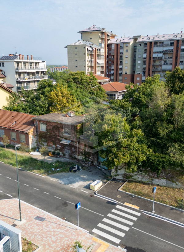 Area edificabile in Via Massari, Torino (TO)