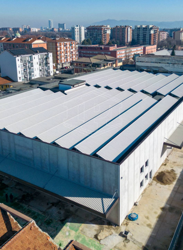 Complesso industriale in Via Pininfarina 14/18 - Grugliasco (TO)
