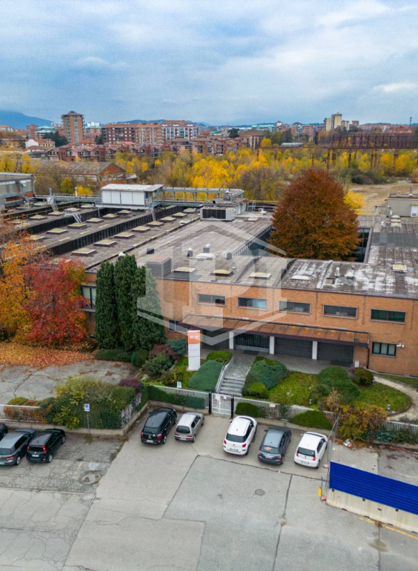 Complesso industriale in Corso Fratelli Cervi 3/15- Collegno (TO)
