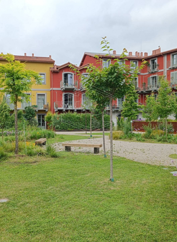 Trilocale in Via Bonaventura Zumbini 39 - Milano (MI)
