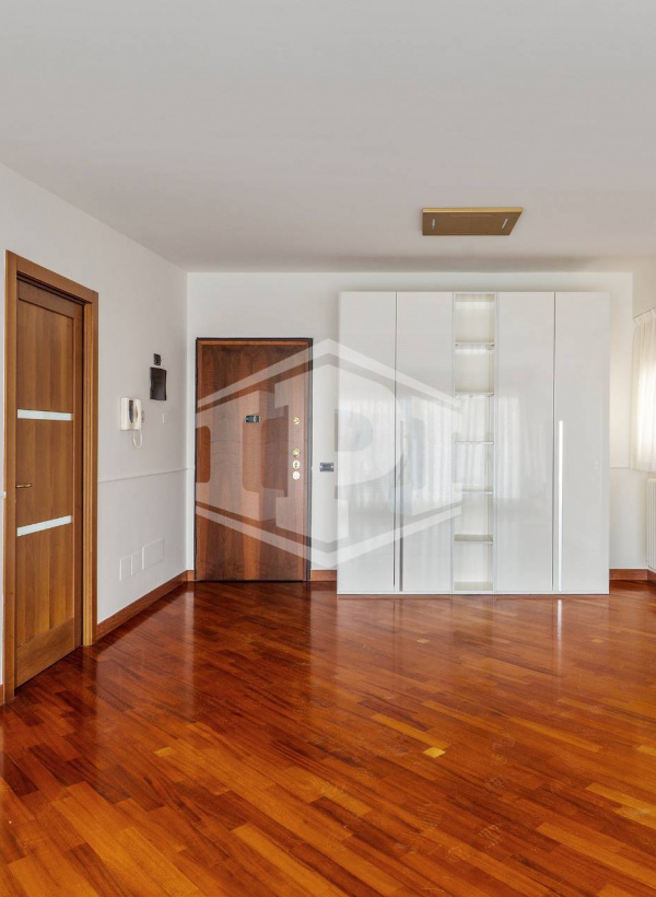 Attico con terrazzo in Via De Amicis 39 - Milano (MI)