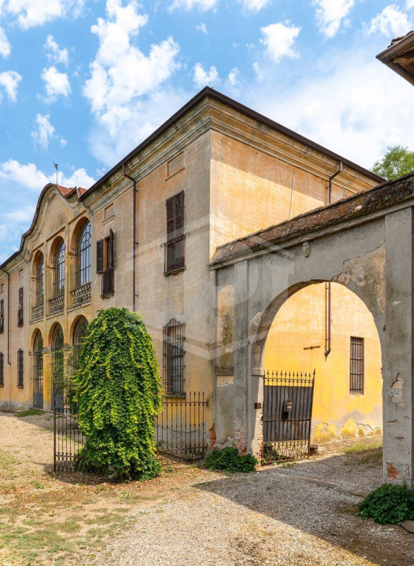 Storica tenuta del XVIII - Strada Belvedere 42 - Ponte dell'Olio - Il Belvedere di Torrano - Piacenza (PC)