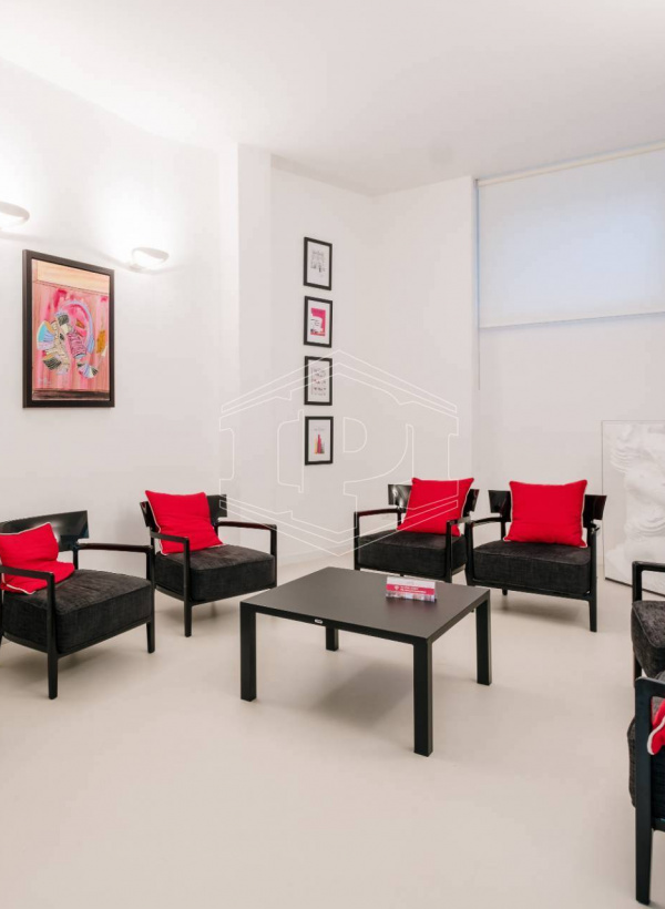 Ufficio in Via Edmondo De Amicis 42 - Milano (MI)