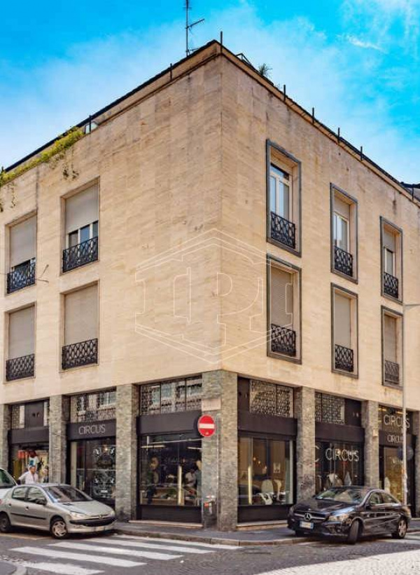 Ufficio in Via Medici 15 - Milano (MI)