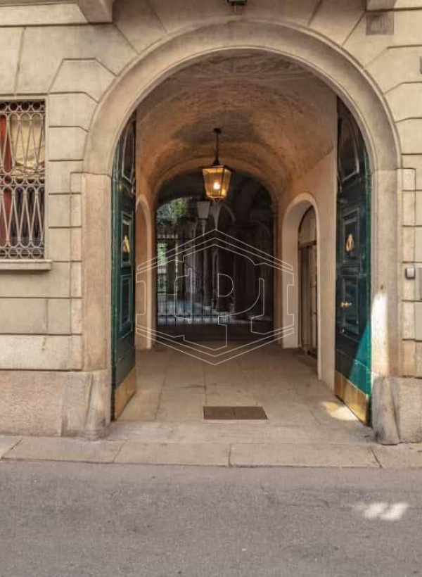 Ufficio in Via Morigi 7 - Milano (MI)