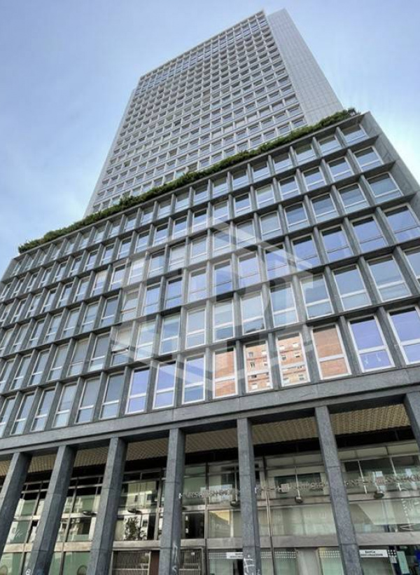 Ufficio in Piazza Della Repubblica 32 - Milano (MI)