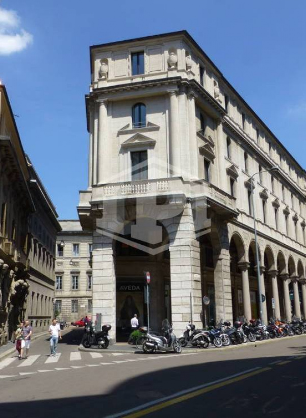 Ufficio in Via degli Omenoni 2 - Milano (MI)