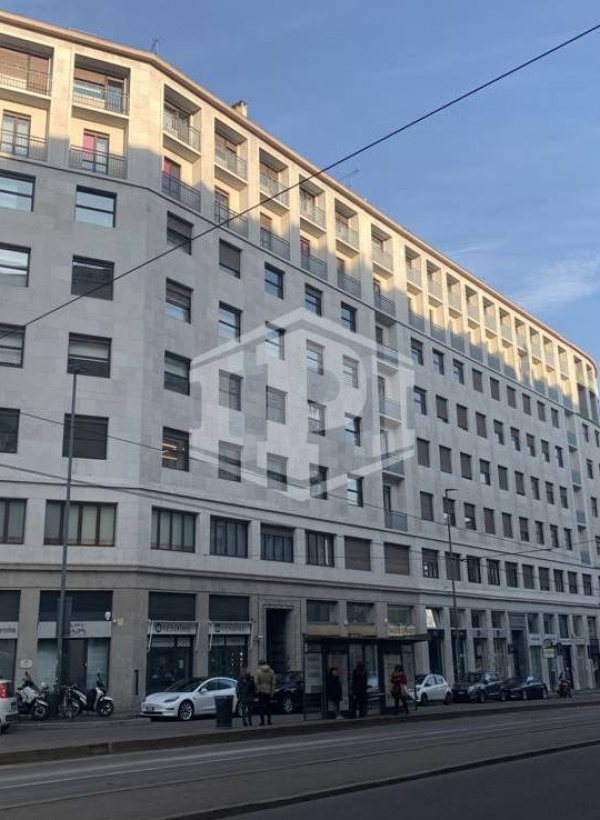 Negozio in Via Alberico Albricci 9 - Milano (MI)